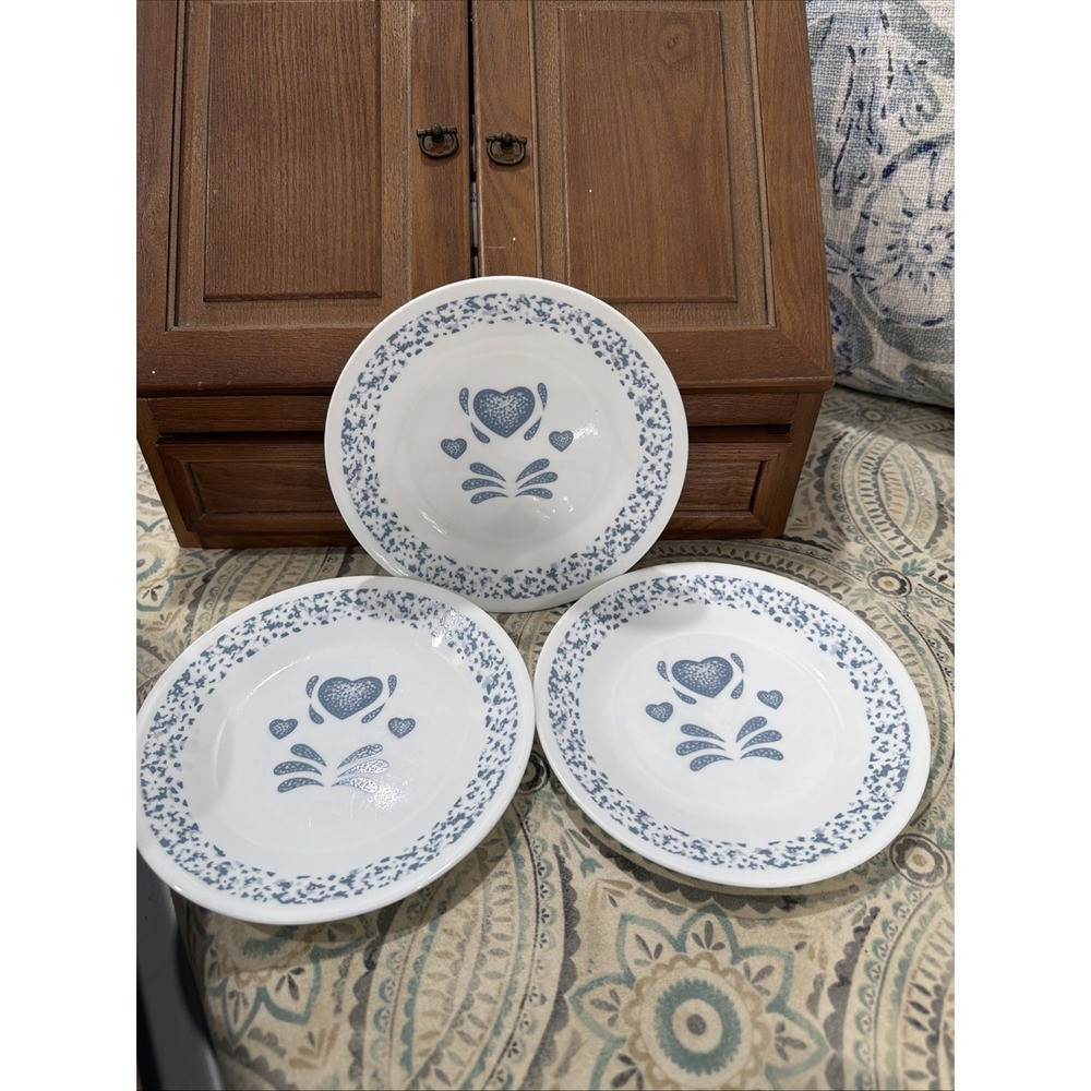 Set Of 3 Piece Vintage Corelle Country Blue Hearts Dessert Plates 7"